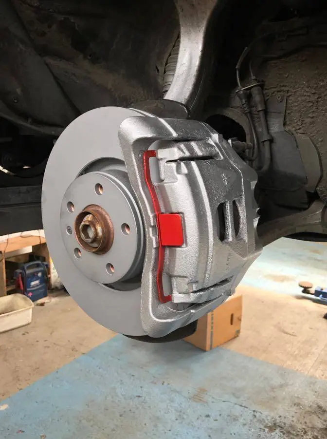 Výměna brzdových destiček